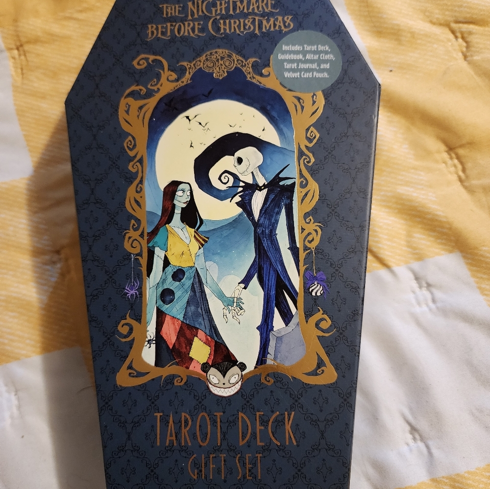NWT Tarot The Nightmare Before Christmas card set.